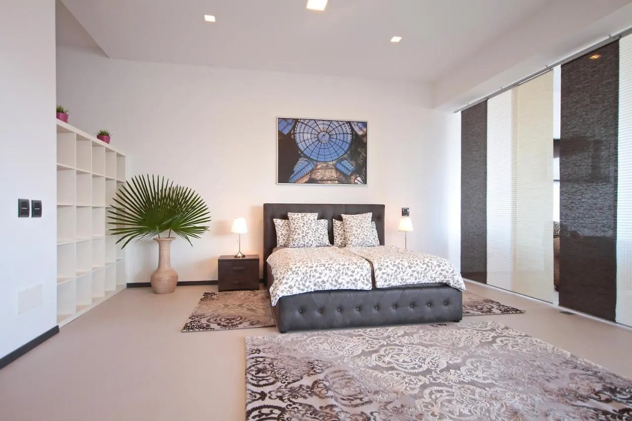 הוילה Cadegliano Viconago Loft Mirage 0*,